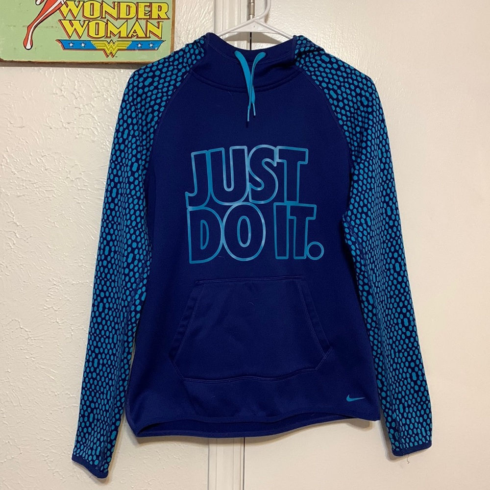 Nike Therma-Fit hoodie